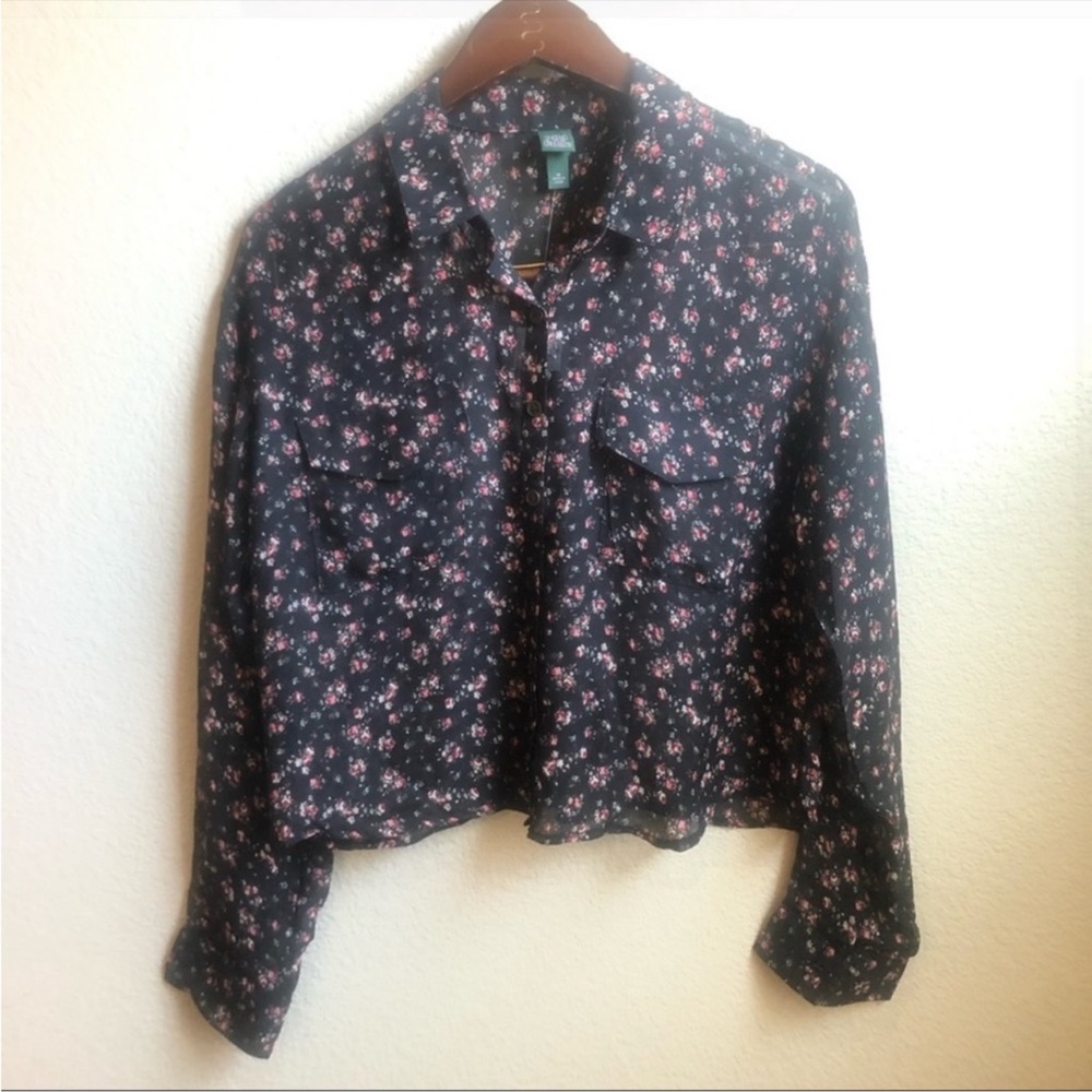 Wild Fable floral long sleeve black blouse